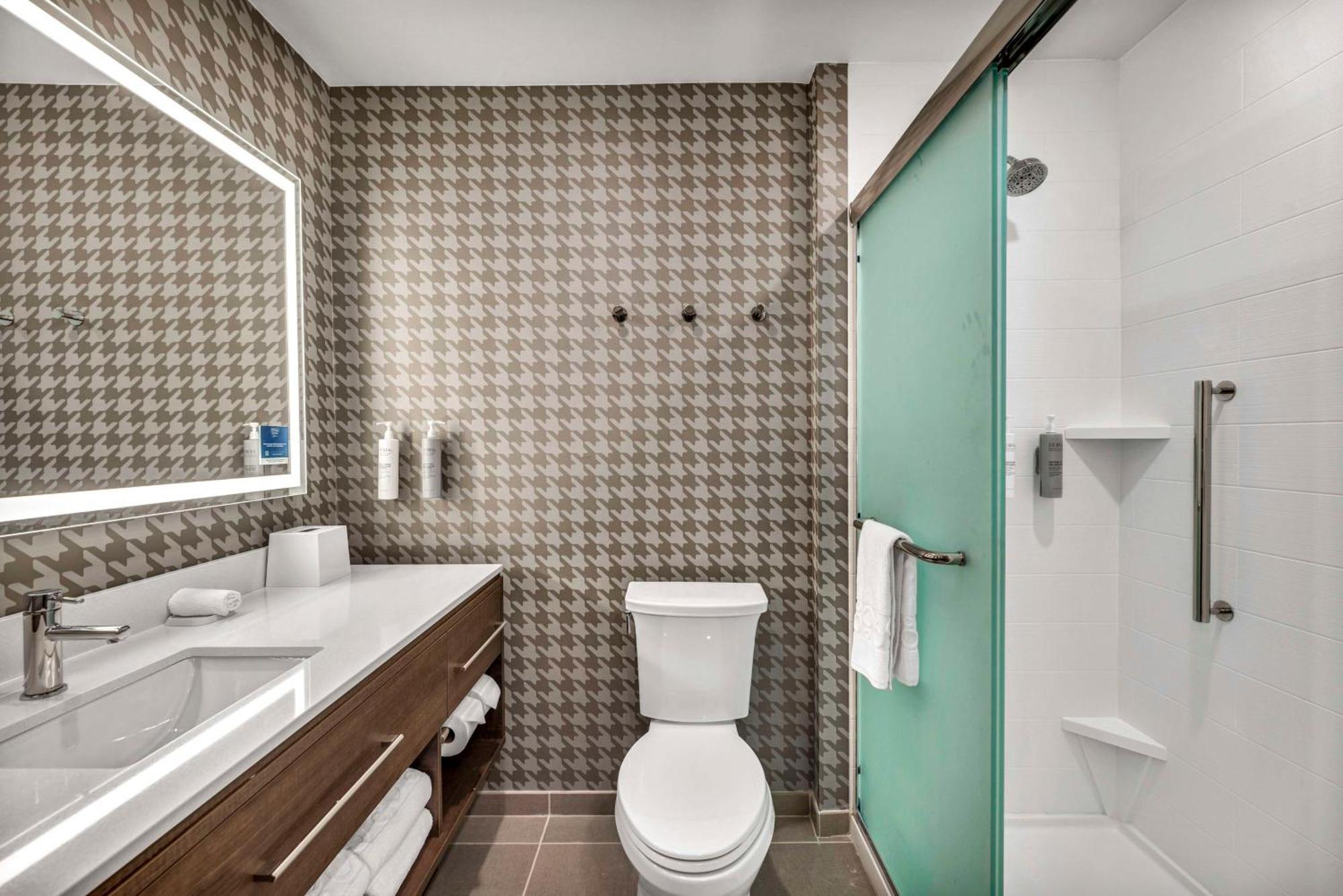 Home2 Suites By Hilton Raleigh West Lenovo Center Luaran gambar